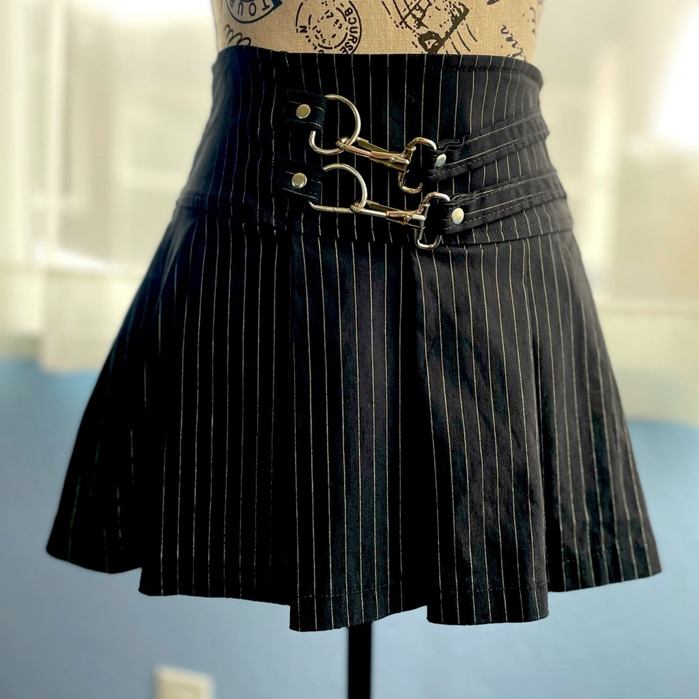 Vintage Lip Service 'Gangsta Pranksta' Mini Skirt in Black & White Pin Stripe.